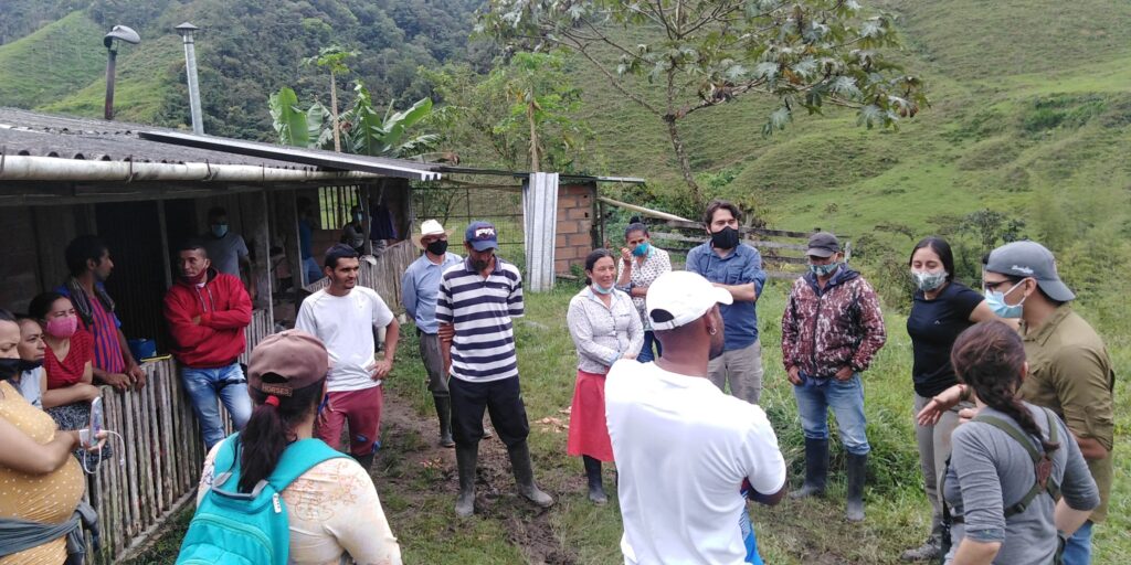 Organizaciones sociales del municipio han avanzado en la caracterización ambiental de la vereda Guaduas en años anteriores. Fotografía: Agroecotour Guaduas