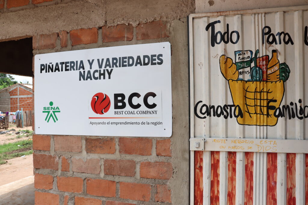 Tienda beneficiaria de los talleres de formación entre BCC y el SENA. Fotografía: Maira Fragozo